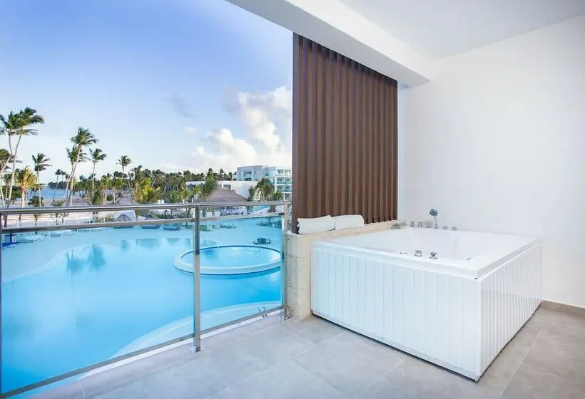 سوئیت پریمیوم, Serenade Punta Cana Beach & Spa Resort