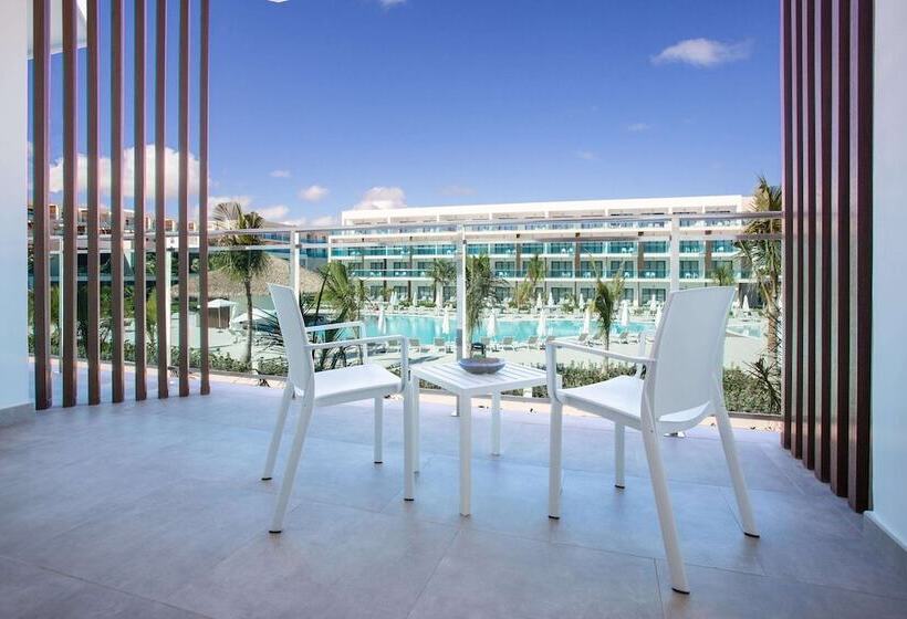اتاق لوکس با چشم‌انداز باغ, Serenade Punta Cana Beach & Spa Resort