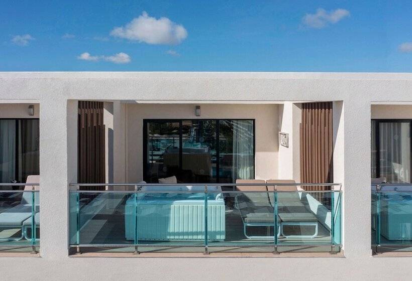 اتاق سوپریور با چشم‌انداز دریا, Serenade Punta Cana Beach & Spa Resort
