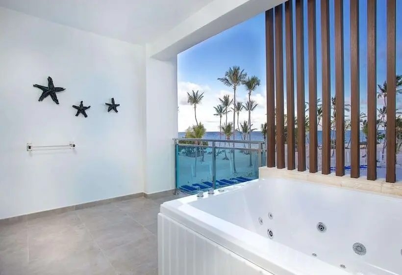 سوئیت پریمیوم, Serenade Punta Cana Beach & Spa Resort