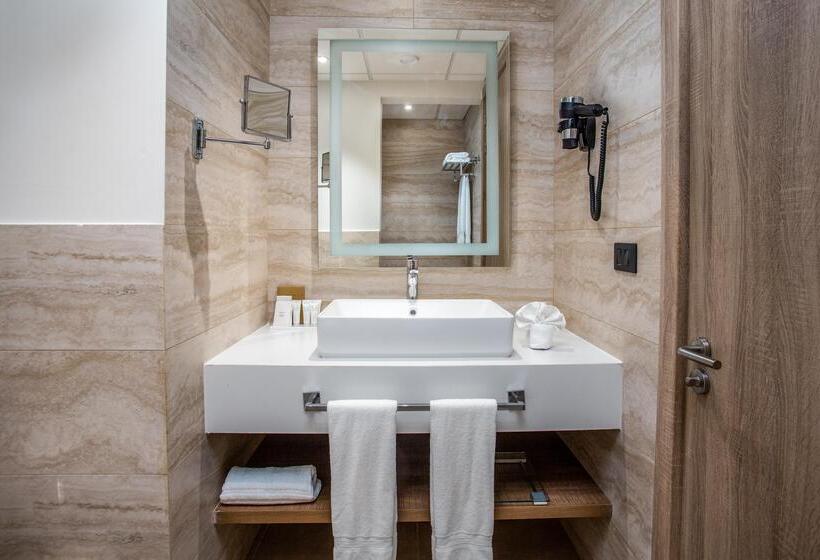 سوییت لوکس, Serenade Punta Cana Beach & Spa Resort