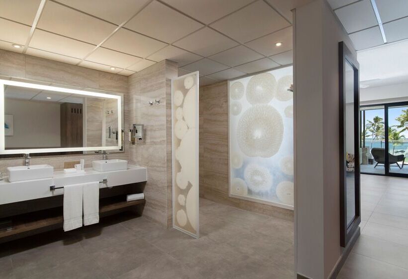 سوئیت پریمیوم, Serenade Punta Cana Beach & Spa Resort