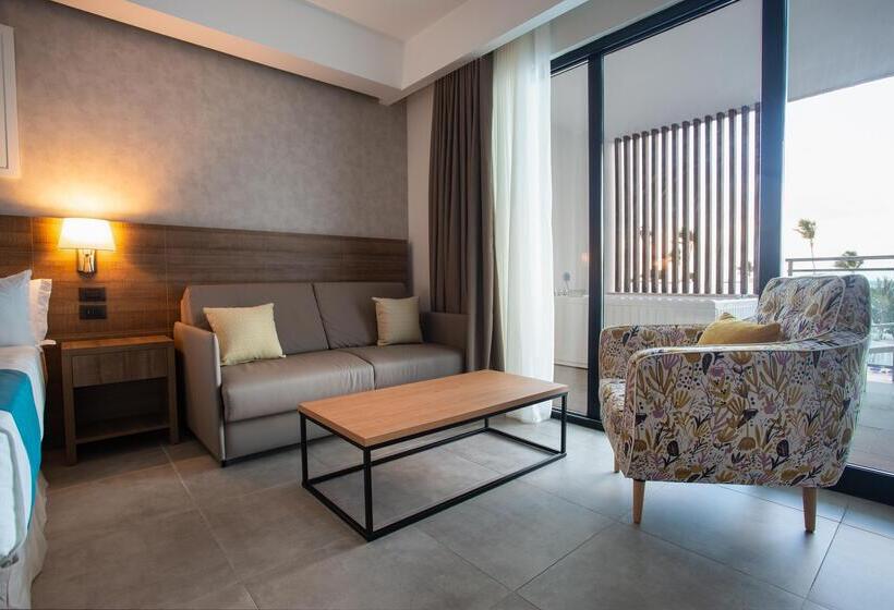 سوئیت پریمیوم, Serenade Punta Cana Beach & Spa Resort