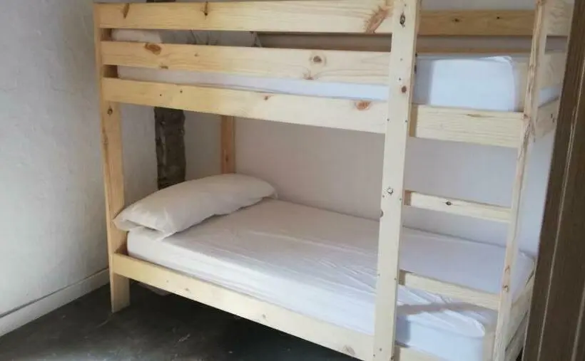 اتاق استاندارد با چشم‌انداز کوهستان, Albergue Casa De Broto