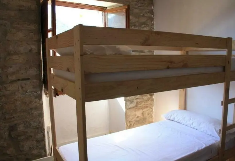 اتاق استاندارد با چشم‌انداز کوهستان, Albergue Casa De Broto