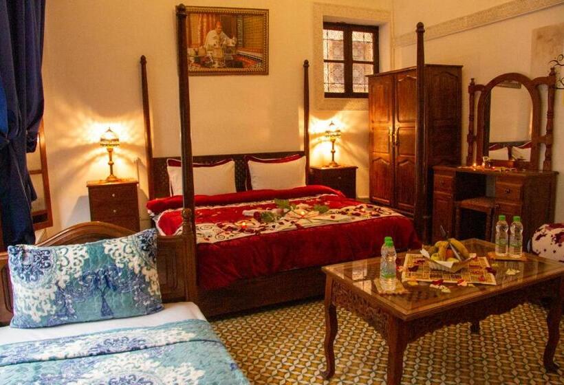 اتاق کلاسیک چهارنفره, Riad Baba
