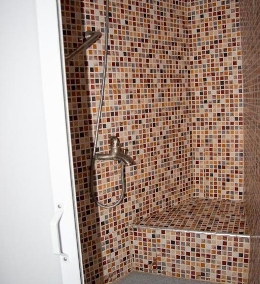 اتاق استاندارد سه نفره, Riad Baba