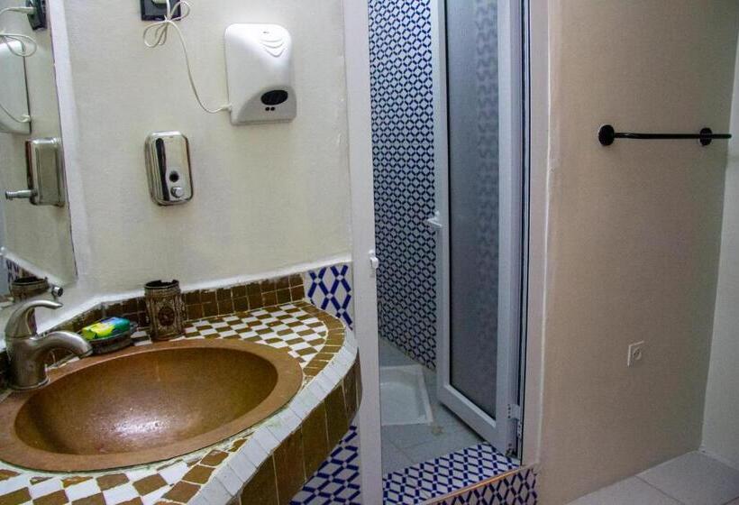 اتاق کلاسیک چهارنفره, Riad Baba