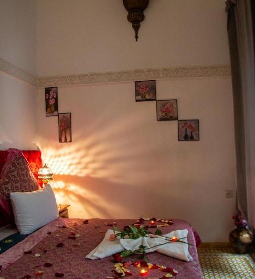 اتاق استاندارد سه نفره, Riad Baba