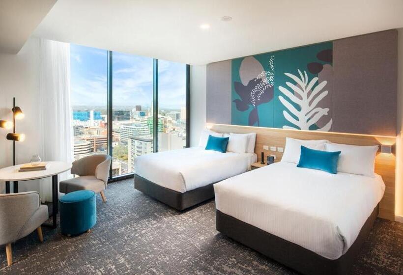 Номер Премиум Вид на Город, Crowne Plaza Adelaide, An Ihg