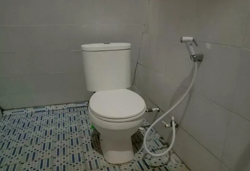 スタンダードルーム, Villa Alam Flores Komodo Labuan Bajo Mitra Reddoorz