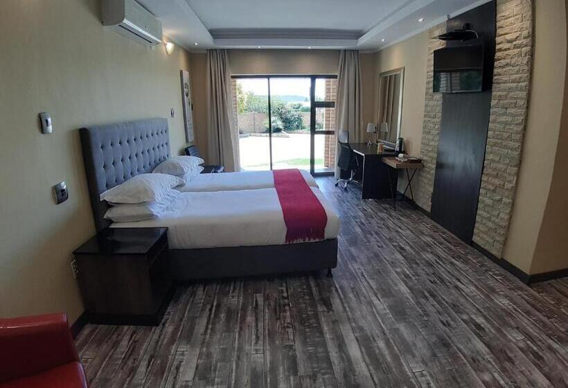 غرفة سوبيريور مطلة على المدينة, Citystay Ladybrand