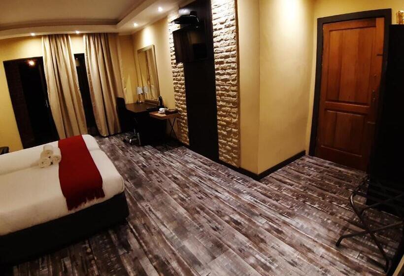 غرفة سوبيريور مطلة على المدينة, Citystay Ladybrand