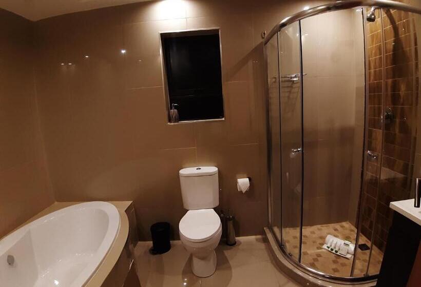 غرفة سوبيريور مطلة على المدينة, Citystay Ladybrand