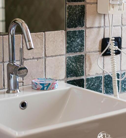 اتاق استاندارد چهار تخته, Giardini Del Novecento