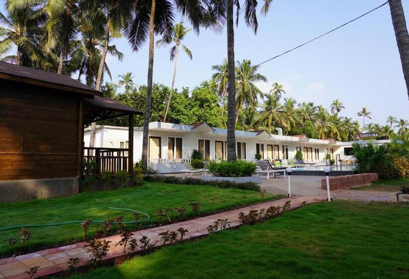 带泳池观景的豪华房, Golden Sands Resort, Morjim