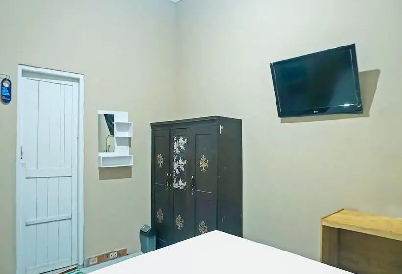 اتاق لوکس یک تخته, Oyo 2954 Aulia Homestay