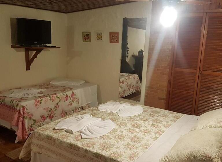 스탠다드 트리플 룸, Nova Pousada Chamonix