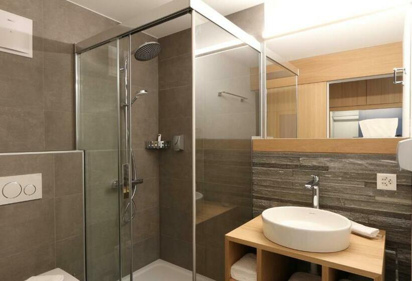 标准工作室带阳台, Bnb Vino Veritas