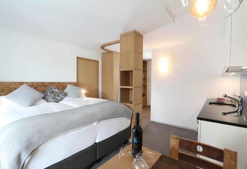 标准工作室带阳台, Bnb Vino Veritas