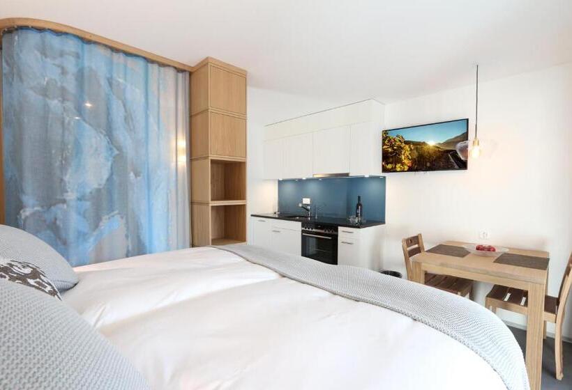 标准工作室带阳台, Bnb Vino Veritas