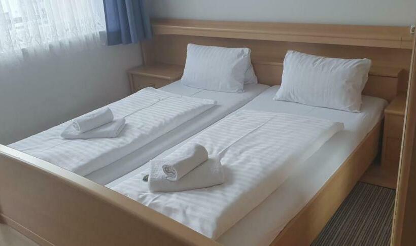 חדר סטנדרט עם מרפסת, Gasthof Kasperle