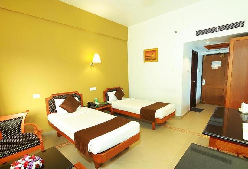 غرفة قياسية, Royal Omars