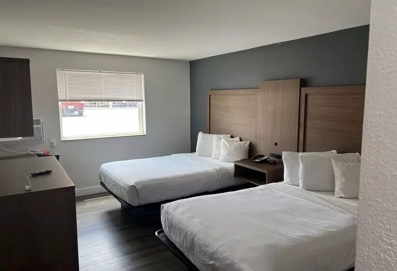 ２ダブルベッドのスタンダードルーム, Quality Inn Chesapeake