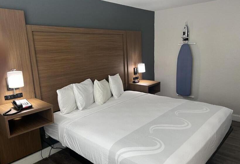 スタンダードルーム, Quality Inn Chesapeake