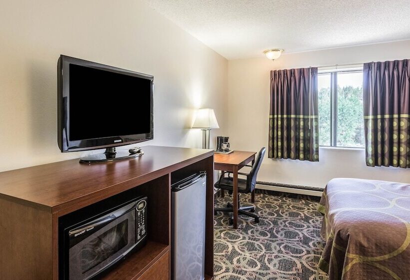 带2个双人床的标准工作室, Rodeway Inn