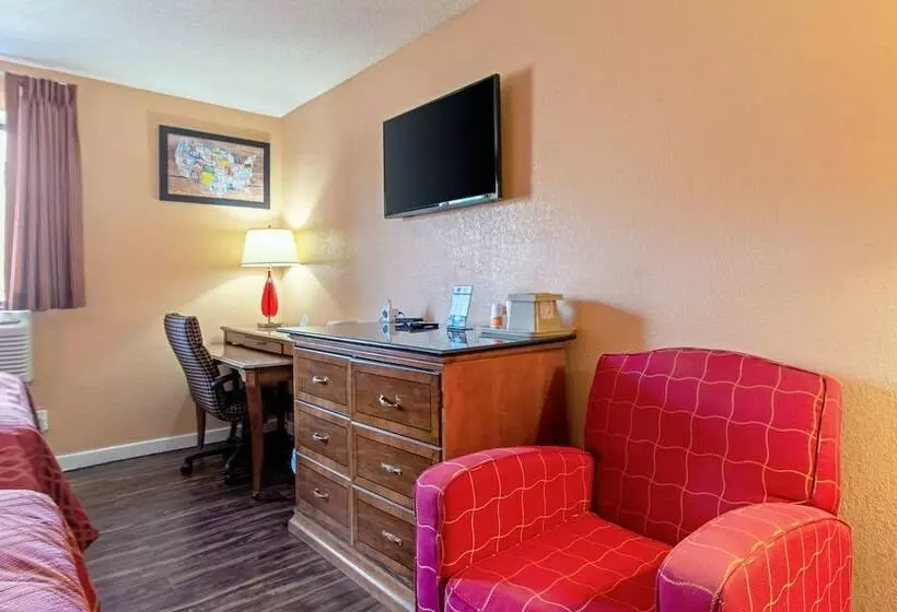 ２ダブルベッドのスタンダードルーム, Econo Lodge
