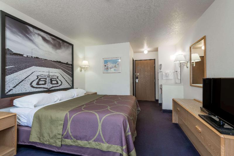 Стандартный Номер Кровать Кинг, Super 8 By Wyndham Bernalillo
