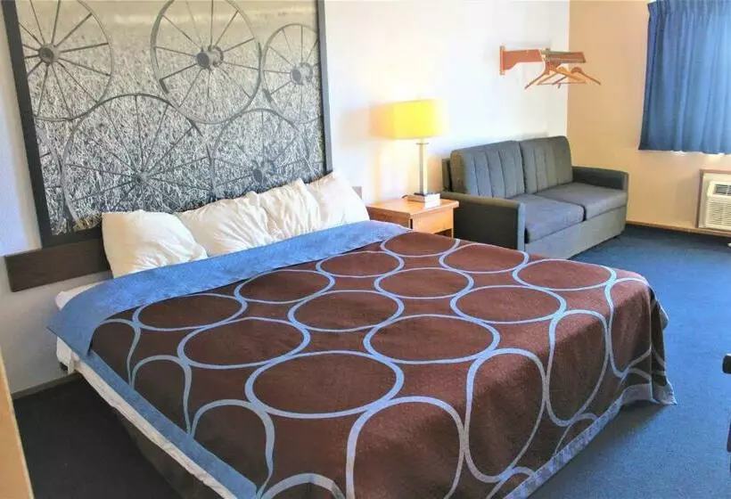 Standard-studio King-vuode, Super 8 By Wyndham Burlington