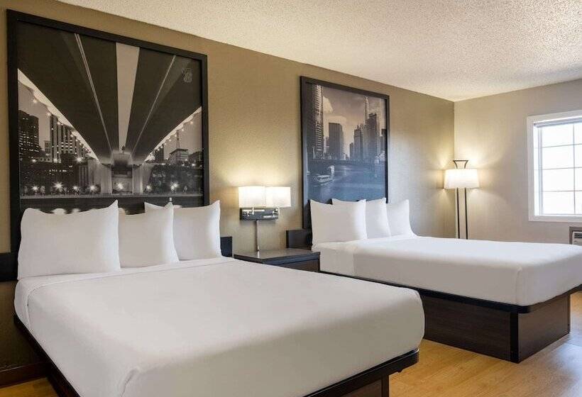 غرفه قياسيه سريرين مزدوجين, Super 8 By Wyndham Clinton