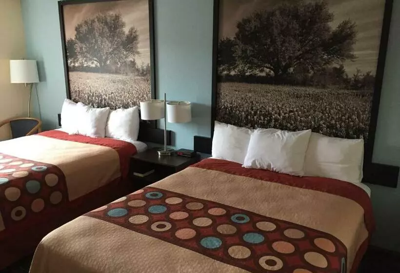 اتاق استاندارد, Super 8 By Wyndham College Station