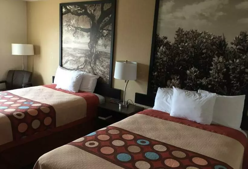 اتاق استاندارد با 2 تخت دوبل, Super 8 By Wyndham College Station