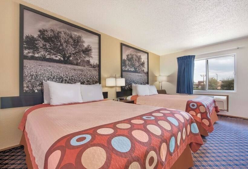 غرفه قياسيه سريرين مزدوجين, Super 8 By Wyndham College Station