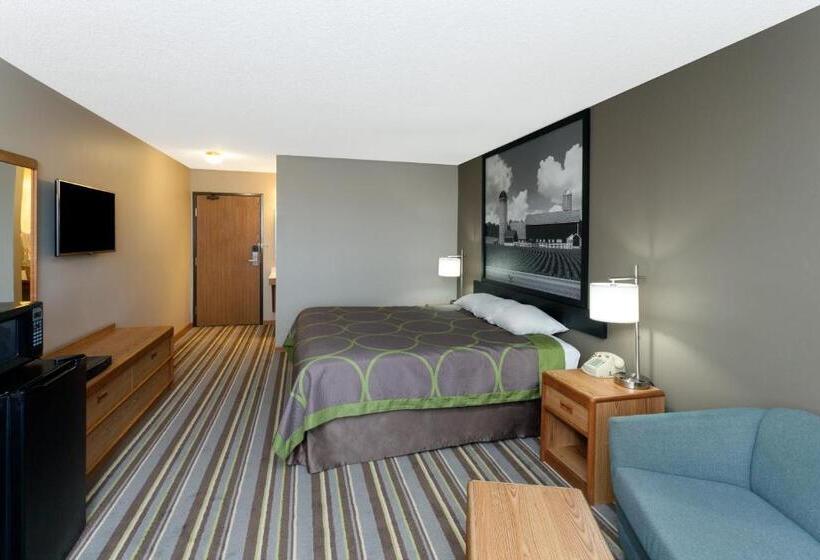חדר סטנדרט עם מיטת קינג, Super 8 By Wyndham Gilman
