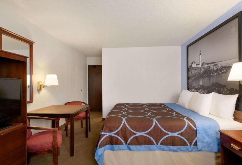 غرفة قياسية سرير كينج, Super 8 By Wyndham Portland Me