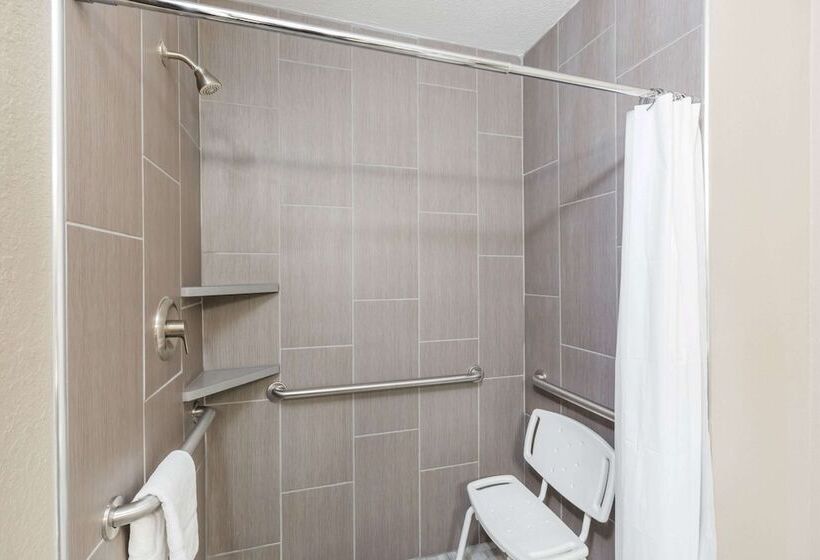 身障者適用スタンダードルーム, Super 8 By Wyndham Spirit Lake/okoboji