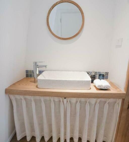 اتاق لوکس, Mia Casa By Satori