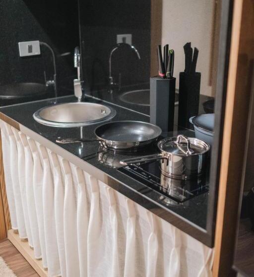 سوییت خانوادگی, Mia Casa By Satori