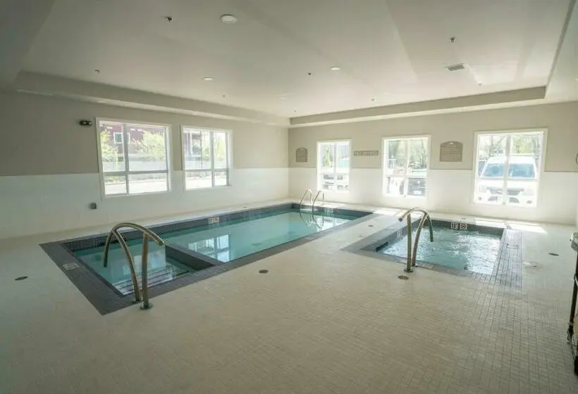 身障者適用スタンダードルーム, Park Inn By Radisson, Kelowna