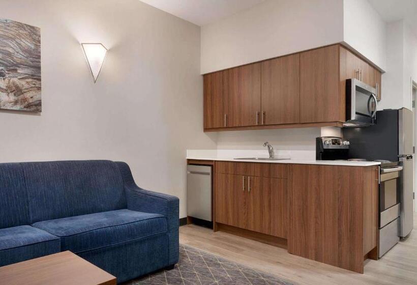 Люкс 2 Спальни, Park Inn By Radisson, Kelowna