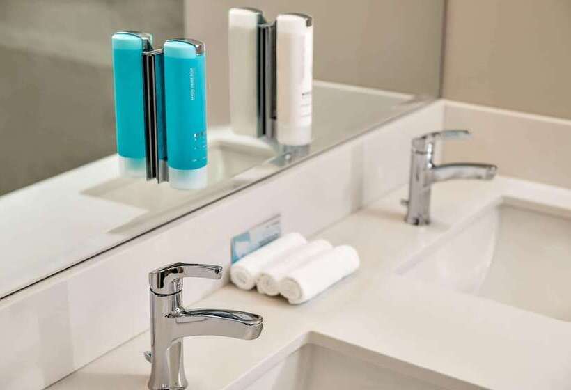 ２ベッドスイートルーム, Park Inn By Radisson, Kelowna