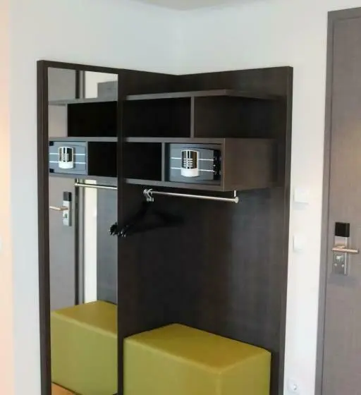 リバービュースタンダードルーム, Einstein Hotel Am Römerpark