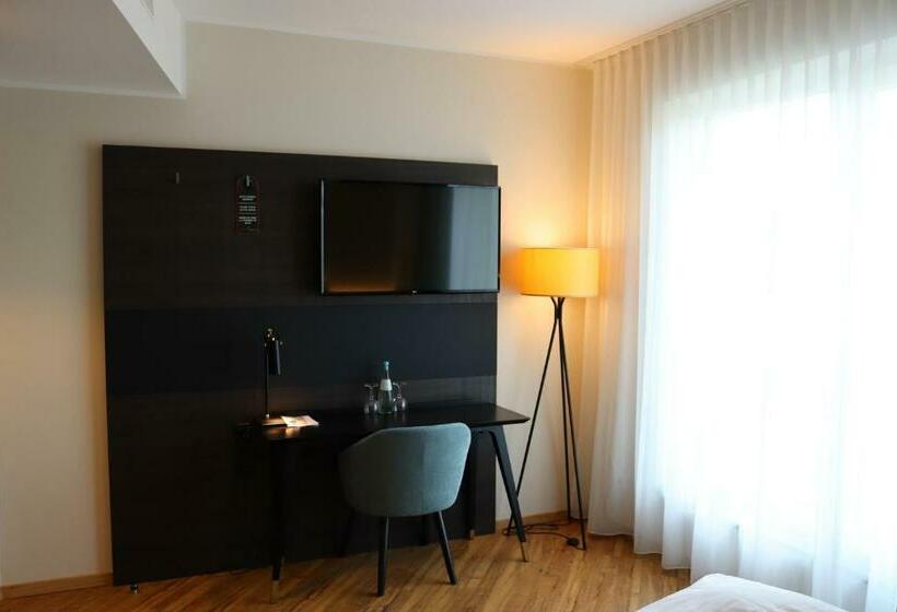 Номер Стандарт Вид на Реку, Einstein Hotel Am Römerpark