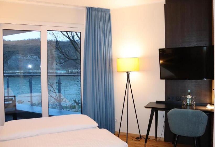 Deluxe room with river view, Einstein Hotel Am Römerpark