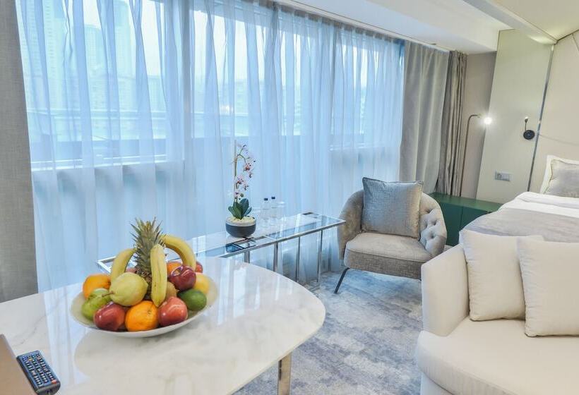 سوئیت با وان آب گرم, Ankara Alegria Business