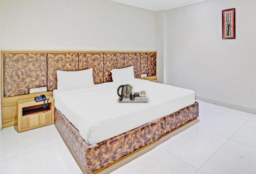 三人经典房间, Fab Sulit